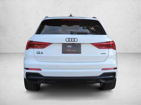 Used 2021 Audi Q3 2.0T Premium w/ Convenience Package AWD/4WD image 7