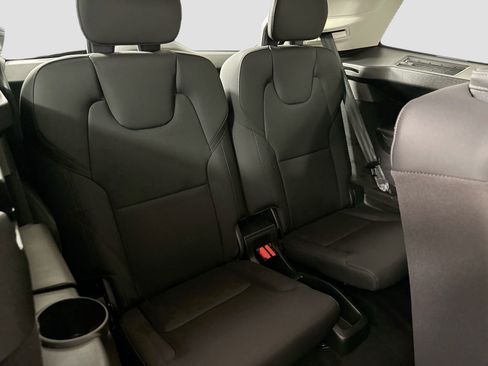 New 2025 Volvo XC90 T8 Plus w/ Protection Package Premier image 28