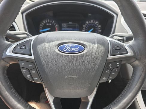 Used 2015 Ford Fusion SE w/ Equipment Group 201A FWD image 14