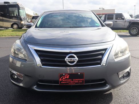 Used 2015 Nissan Altima 2.5 SV FWD image 31
