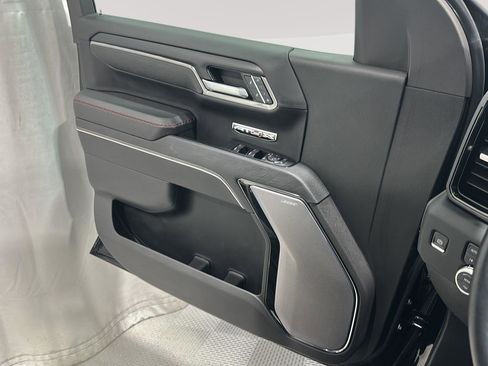 Used 2024 GMC Sierra 1500 AT4X image 17