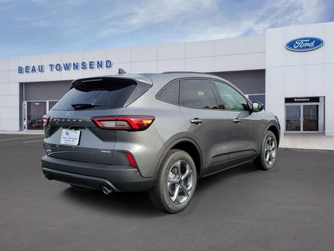 New 2026 Ford Escape ST-Line w/ Cold Weather Package image 4