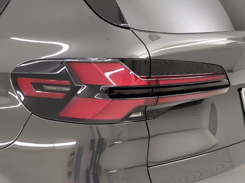 New 2026 BMW X5 M Competition w/ Executive Package image 8
