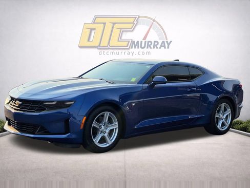 Used 2023 Chevrolet Camaro LT RWD image 2