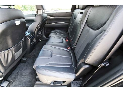Used 2022 Hyundai Palisade SEL w/ 8P Bench Seat Package AWD/4WD image 13
