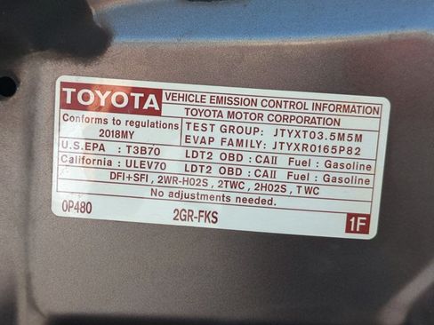 Used 2018 Toyota Highlander Plus FWD image 24
