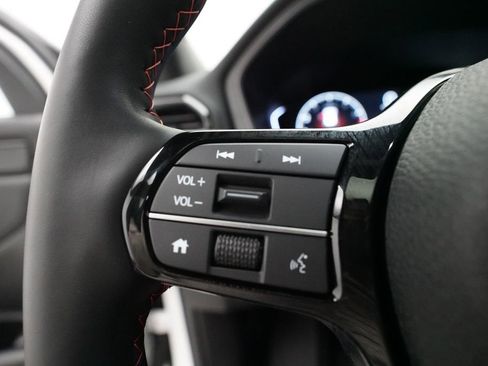 Certified 2025 Honda Pilot TrailSport image 18