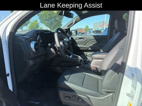 Used 2026 Chevrolet Colorado LT w/ LT Convenience Package AWD/4WD image 5