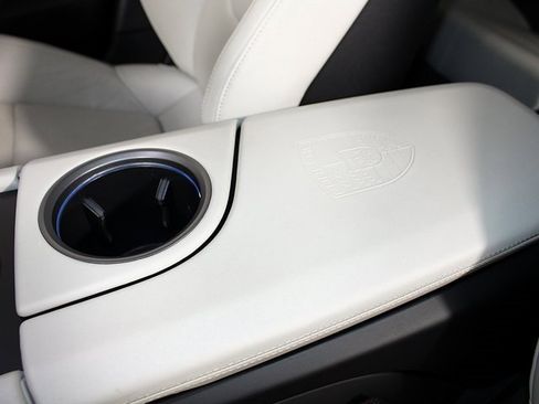 Used 2020 Porsche Taycan Turbo image 20