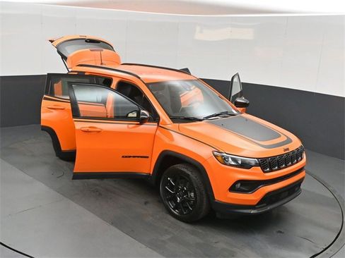 New 2026 Jeep Compass Latitude image 50