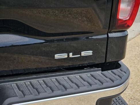 New 2025 GMC Sierra 1500 SLE w/ Preferred Package AWD/4WD image 11
