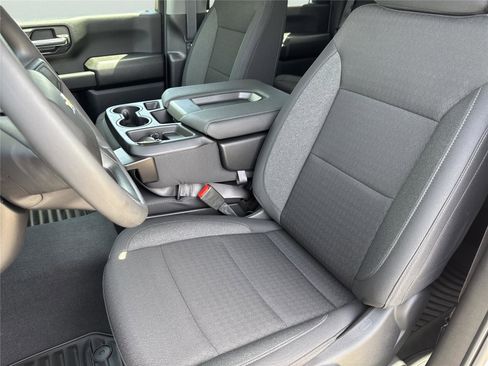 New 2026 Chevrolet Silverado 2500 Custom w/ Custom Value Package AWD/4WD image 37