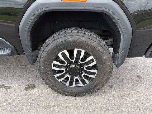 Used 2024 GMC Sierra 2500 Denali Ultimate AWD/4WD image 29
