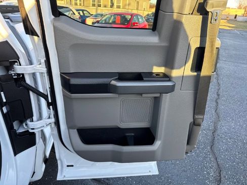 Used 2017 Ford F150 XLT w/ Equipment Group 301A Mid image 14