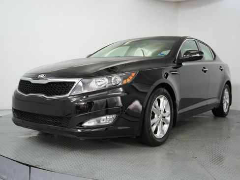 Used 2013 Kia Optima EX w/ Premium Pkg image 3