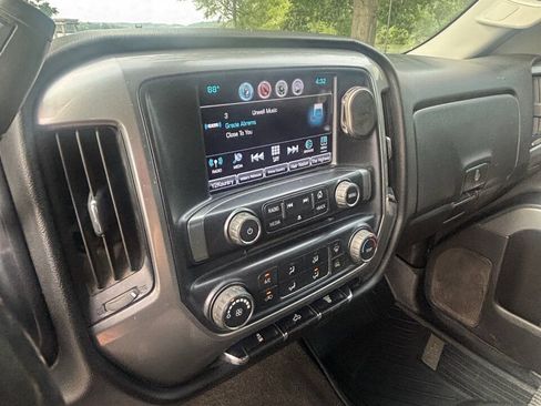 Used 2017 Chevrolet Silverado 2500 LT AWD/4WD image 19