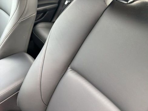 Used 2025 MAZDA MAZDA3 s image 14