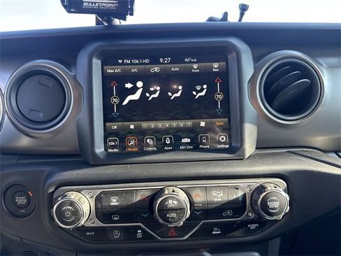 Used 2022 Jeep Wrangler Unlimited Sport image 20