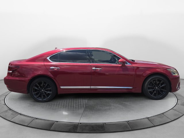 Used 2013 Lexus LS 460 L w/ Preferred Accessory Package RWD image 6