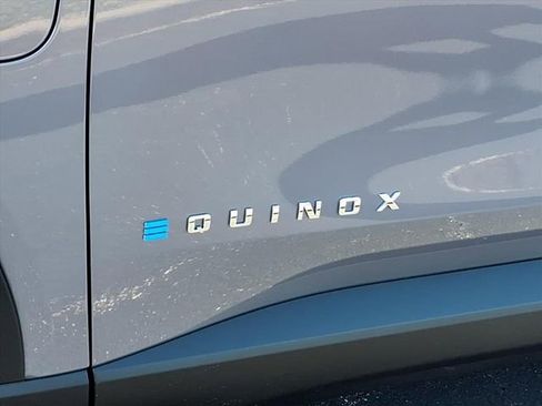 New 2026 Chevrolet Equinox EV LT image 17