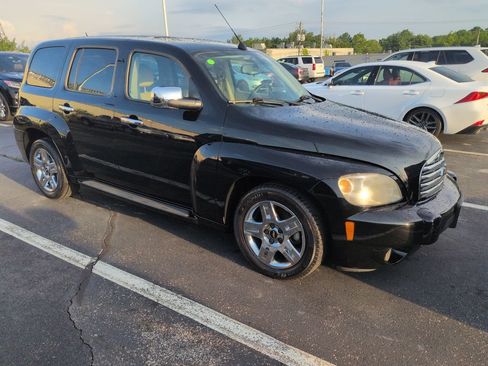 Used 2010 Chevrolet HHR LT FWD image 8