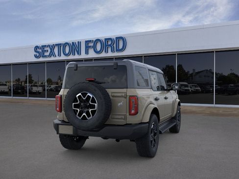 New 2026 Ford Bronco Outer Banks AWD/4WD image 8