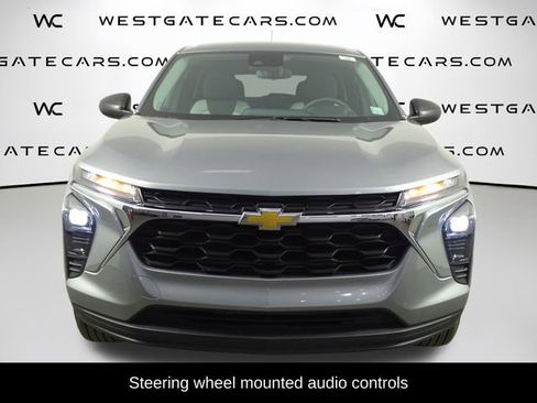Used 2024 Chevrolet Trax LS image 4