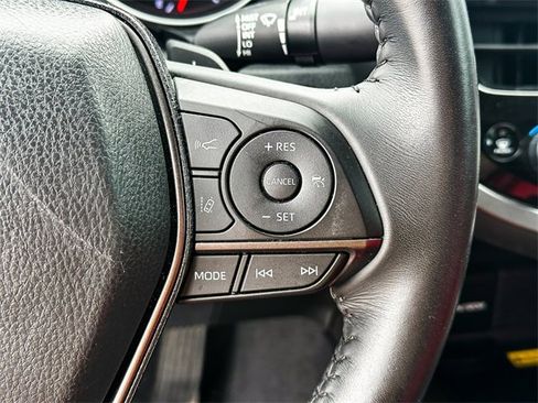 Used 2023 Toyota Camry XSE image 17