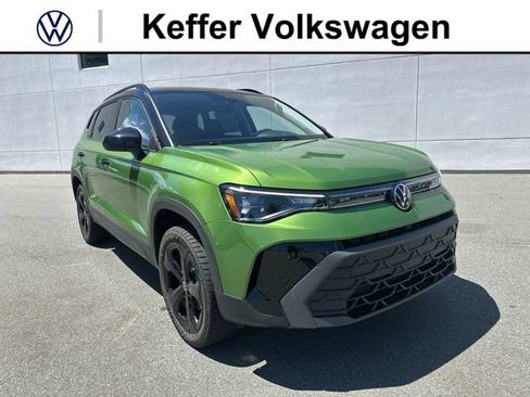 New 2026 Volkswagen Taos SE AWD/4WD image 7