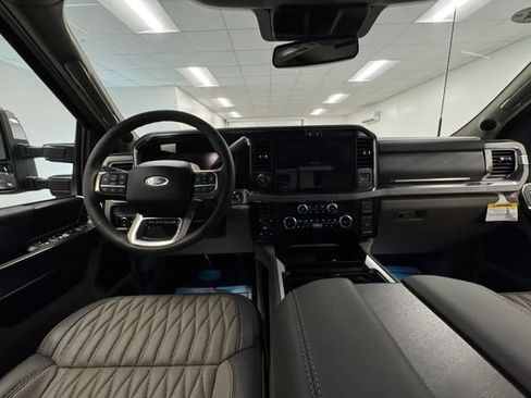 New 2026 Ford F250 Platinum w/ Platinum Plus Package AWD/4WD image 12