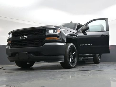 Used 2017 Chevrolet Silverado 1500 W/T w/ Black Out Edition image 47