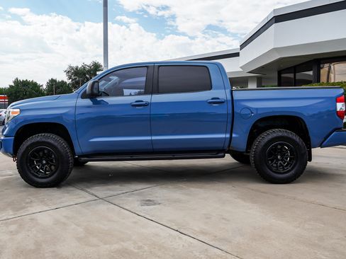 Used 2019 Toyota Tundra Limited w/ Limited Premium Package AWD/4WD image 5