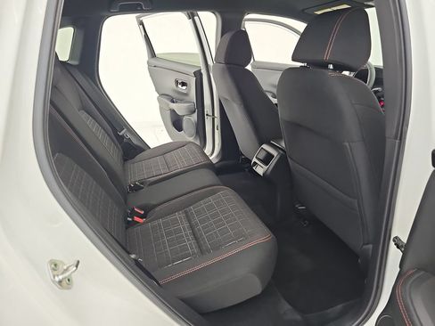 Used 2024 Honda HR-V Sport image 15