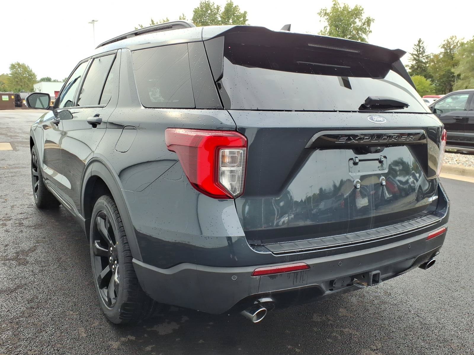 Certified 2023 Ford Explorer ST-Line w/ Class IV Trailer Tow Package AWD/4WD image 4