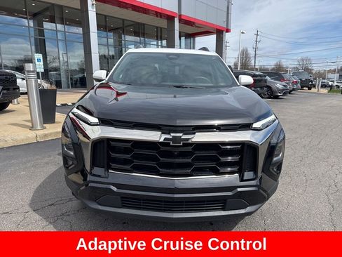 Used 2025 Chevrolet Equinox ACTIV w/ Safety and Technology Package image 9