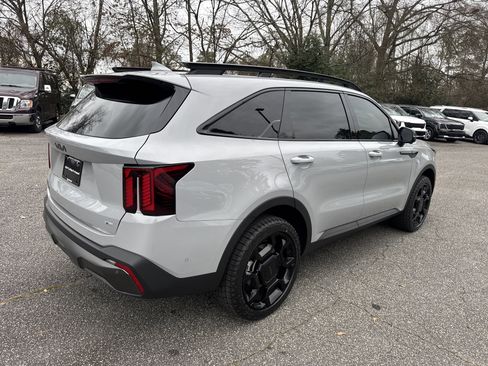 Certified 2025 Kia Sorento SX image 7