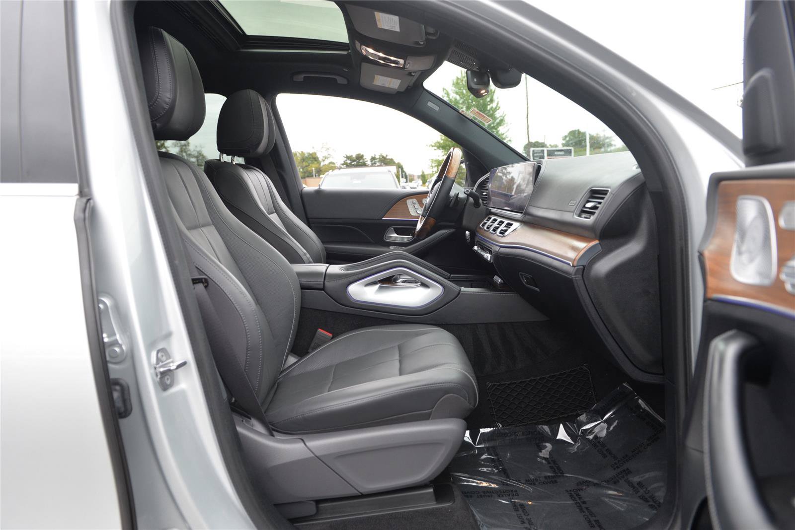 Used 2020 Mercedes-Benz GLS 580 4MATIC image 14
