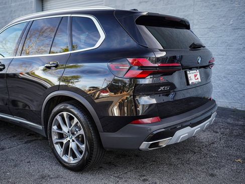 Used 2024 BMW X5 xDrive40i image 12