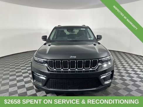 Used 2023 Jeep Grand Cherokee 4WD 4xe image 2