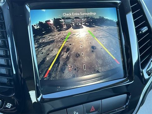 Certified 2020 Jeep Cherokee Limited image 26