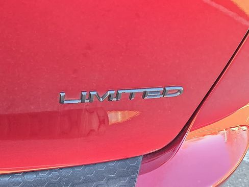 Used 2019 Chrysler Pacifica Limited w/ Advanced Safetytec Group image 33