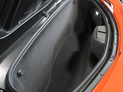 Used 2021 Chevrolet Corvette Stingray Preferred Conv w/ Z51 Performance Package RWD image 25