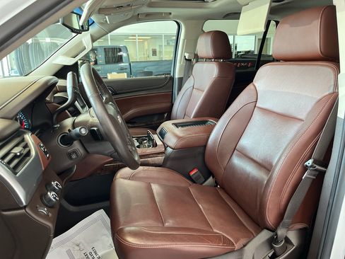 Used 2020 Chevrolet Tahoe Premier AWD/4WD image 13