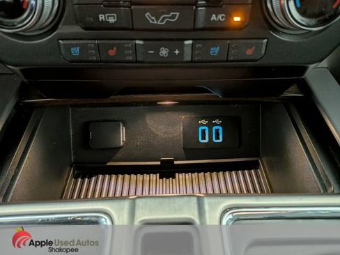 Used 2016 Ford F150 Platinum w/ Equipment Group 701A Luxury AWD/4WD image 21
