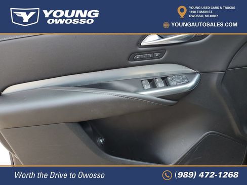 Used 2022 Cadillac XT4 Premium Luxury w/ Cold Weather Package AWD/4WD image 23