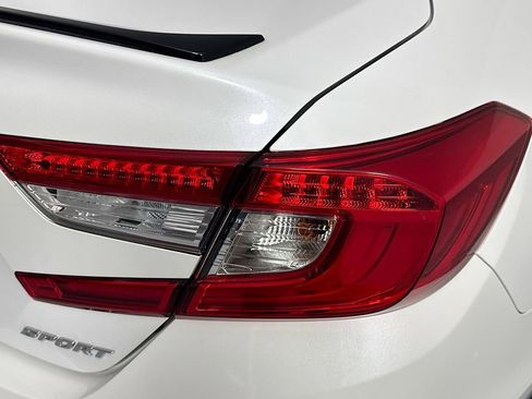 Used 2022 Honda Accord Sport image 37