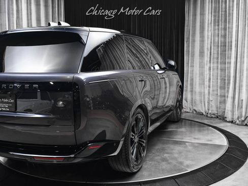 Used 2023 Land Rover Range Rover Autobiography image 55