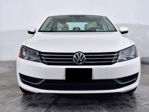 Used 2015 Volkswagen Passat 1.8T SE image 8