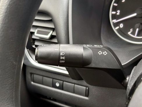 Certified 2022 Nissan Rogue SV image 24