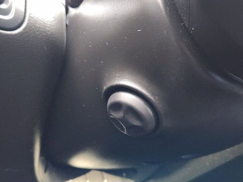 Used 2023 Cadillac XT6 Premium Luxury w/ Technology Package image 29